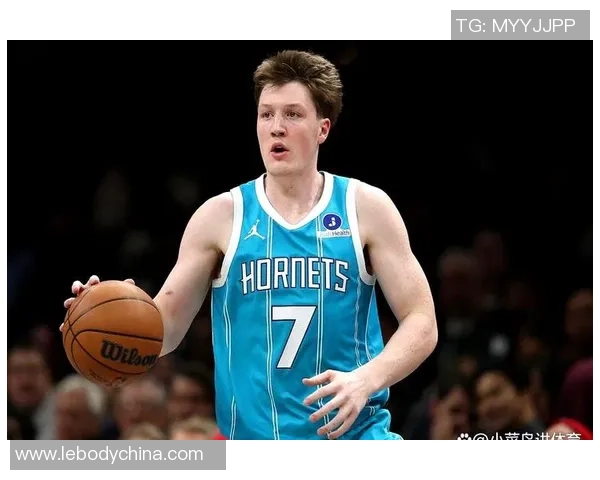 克尼佩尔状态火热近四场场均275分三分命中率超54最佳新秀呼之欲出